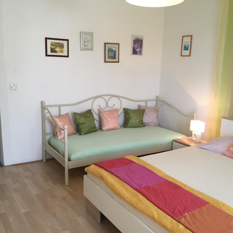 Stakic Apartment